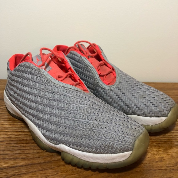 Nike Air Jordan Future Low ‘Wolf Grey Infrared’ - Picture 1 of 5